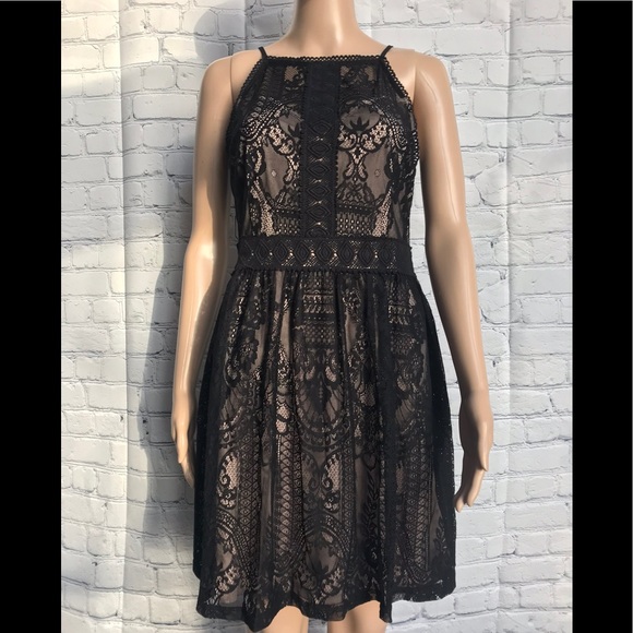 Francesca's black lace dress Clearance